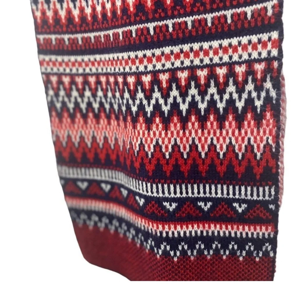Old Navy Knit  Scarf Blue, Red Black